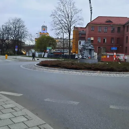 Przestronne Mieszkanie W Centrum Chorzowa *